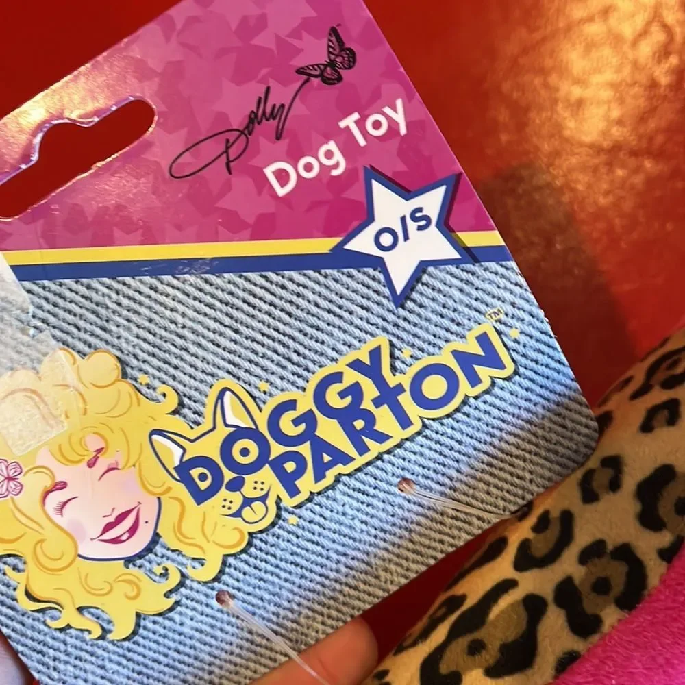 NWT Dolly Parton dog toy